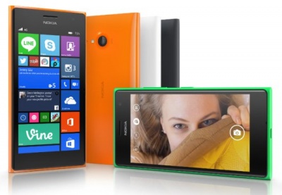 Nokia Lumia 730 Dual Sim + черная крышка (зеленый)