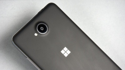 Microsoft Lumia 650 (черный)