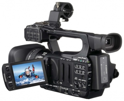 Видеокамера Canon Xf100