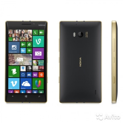 Nokia Lumia 930 (черно-золотистый)