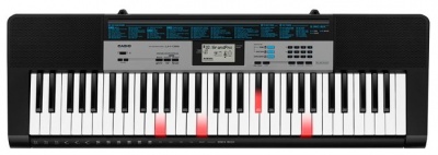 Синтезатор Casio Lk-136