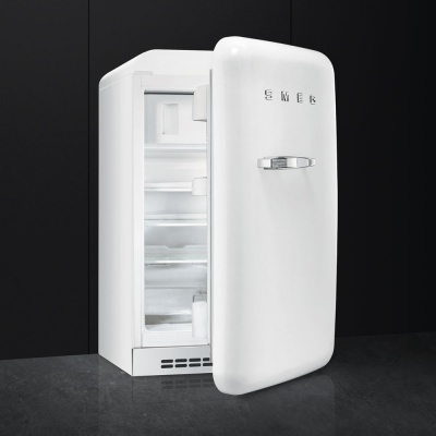 Холодильник Smeg Fab10rb