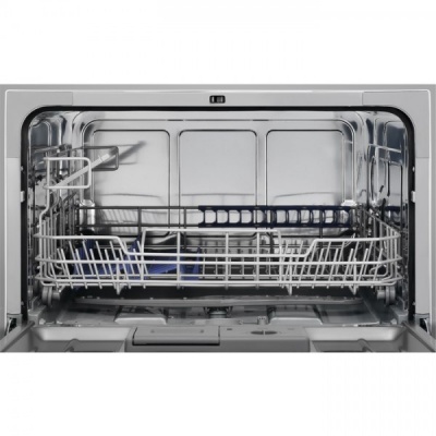 Посудомоечная машина Electrolux Esf2400ow